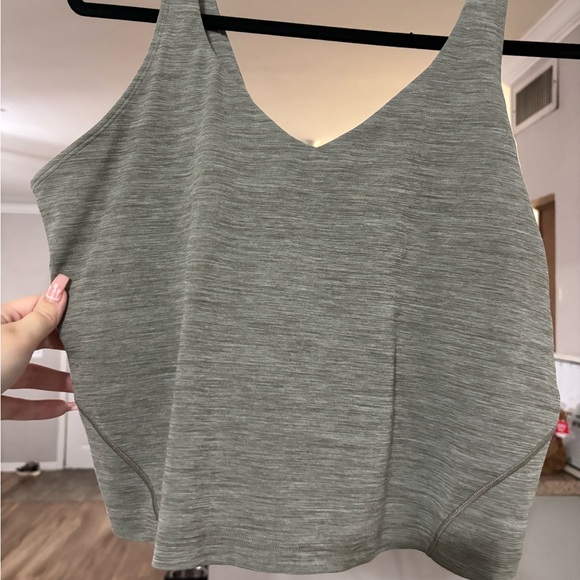 LuLu Gray V-Neck Sleeveless Tank Top - Picture 1 of 3